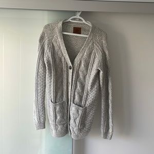 KNIT CARDIGAN